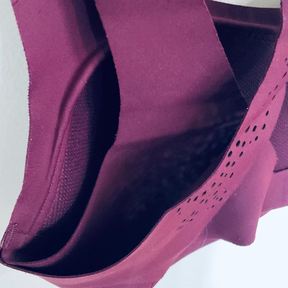 VICTORIA SPORT Women's "Angel Max" Sport Bra NWOT Size 34C - Picture 7 of 9